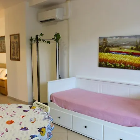 Apartmán -sanremo-bussana- Suite-a With Ac - 5 Min From The Sea