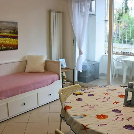 -sanremo-bussana- Suite-a With Ac - 5 Min From The Sea Apartmán
